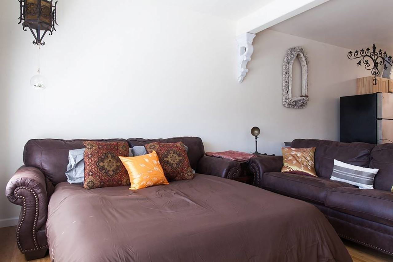 152 International Boulevard #B - Photo 2 of 15