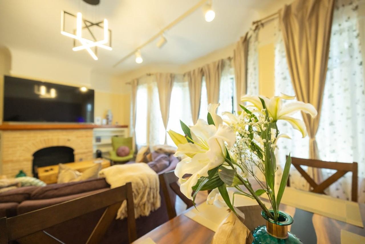 1107 Broadway #1309749P - Photo 2 of 50