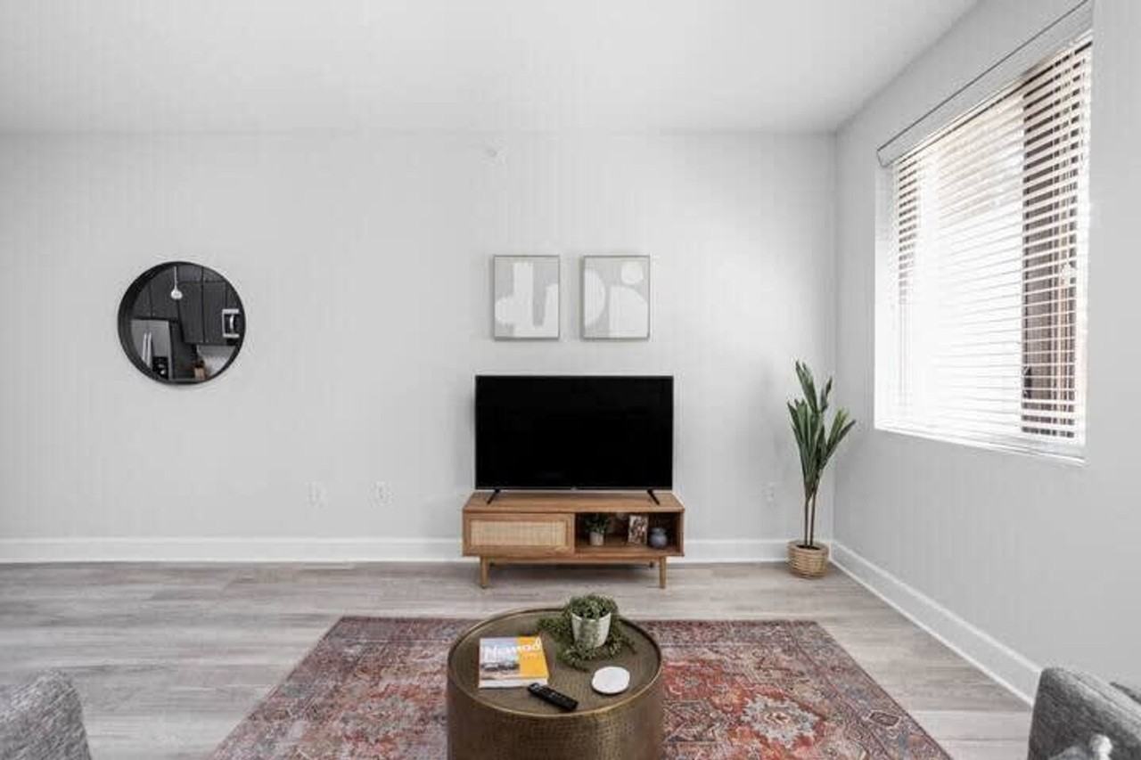 5858 North College Avenue - Photo 2 of 29