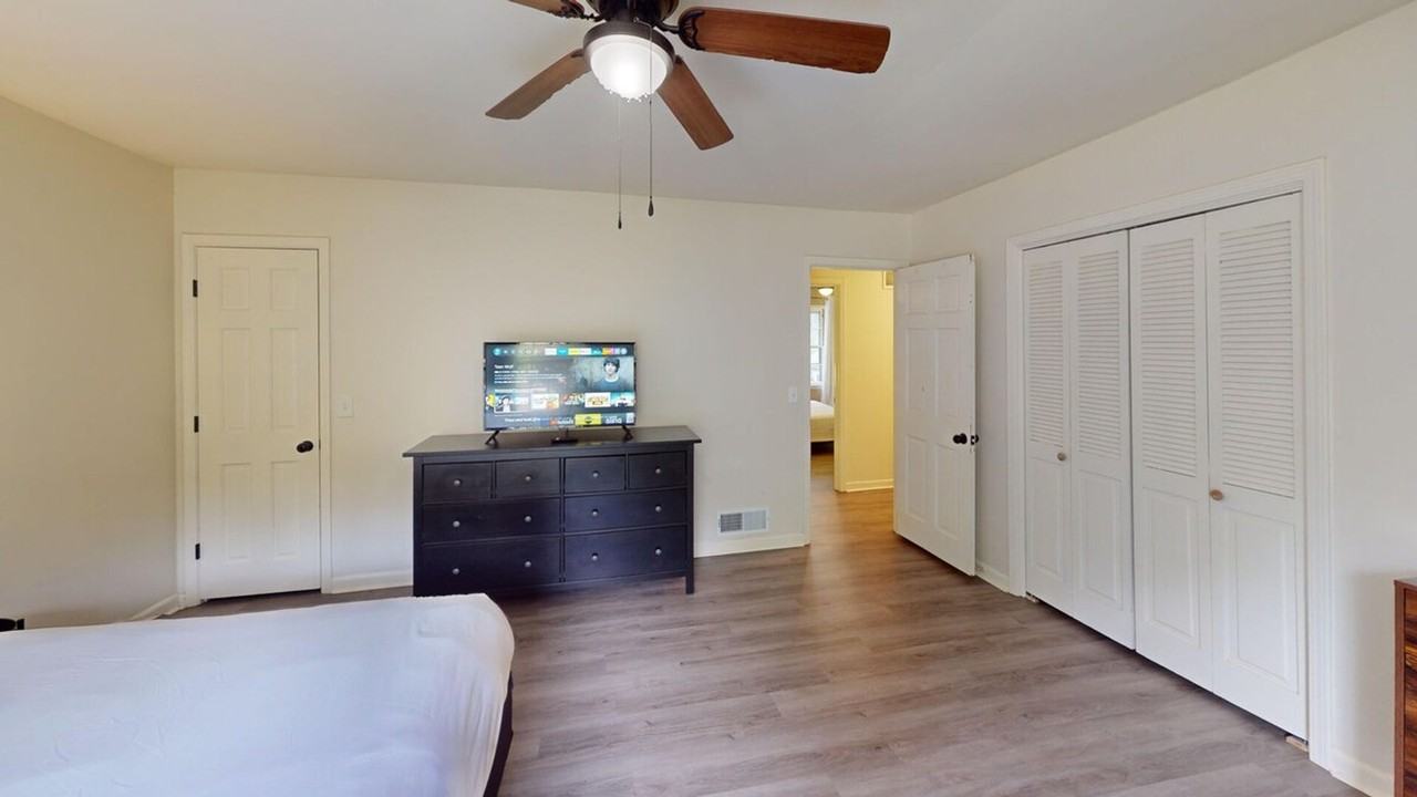 2431 Weatherford Ct #1234814P - Photo 2 of 38