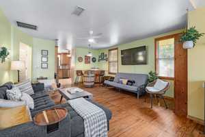 featured image of 35 Desoto Pl