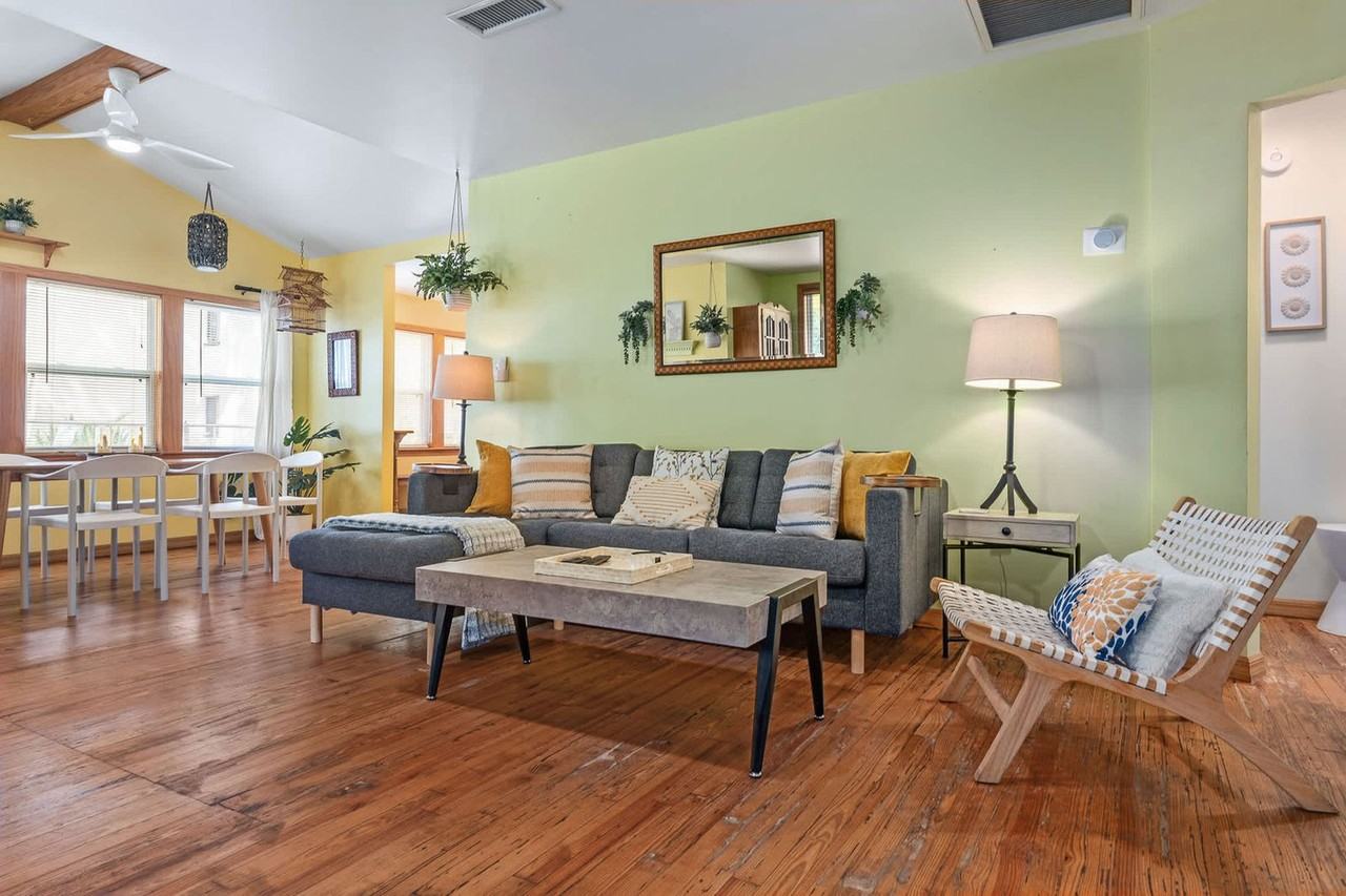 35 Desoto Place #1281968P - Photo 4 of 46