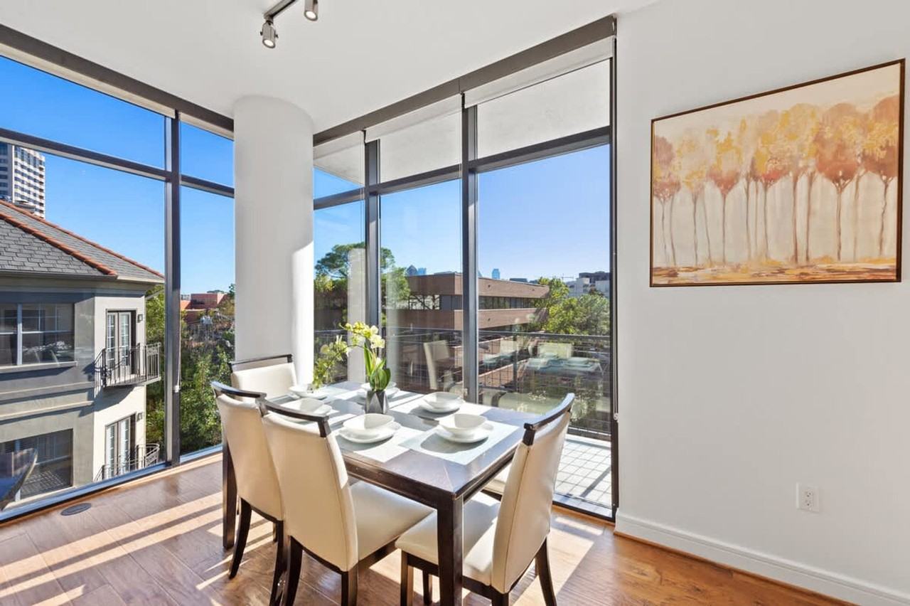 101 Bowen Street - Photo 3 of 109