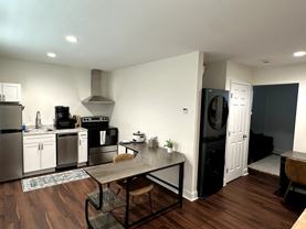 221A Crest Ln - Photo 1 of 1