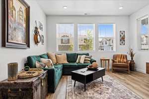 featured image of 187 N Nursery Ave