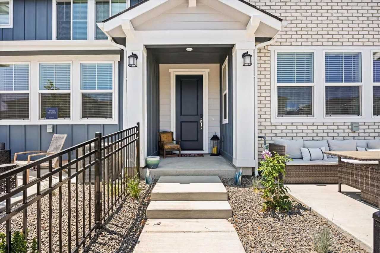 195 N Nursery Ave #1308972P - Photo 6 of 38