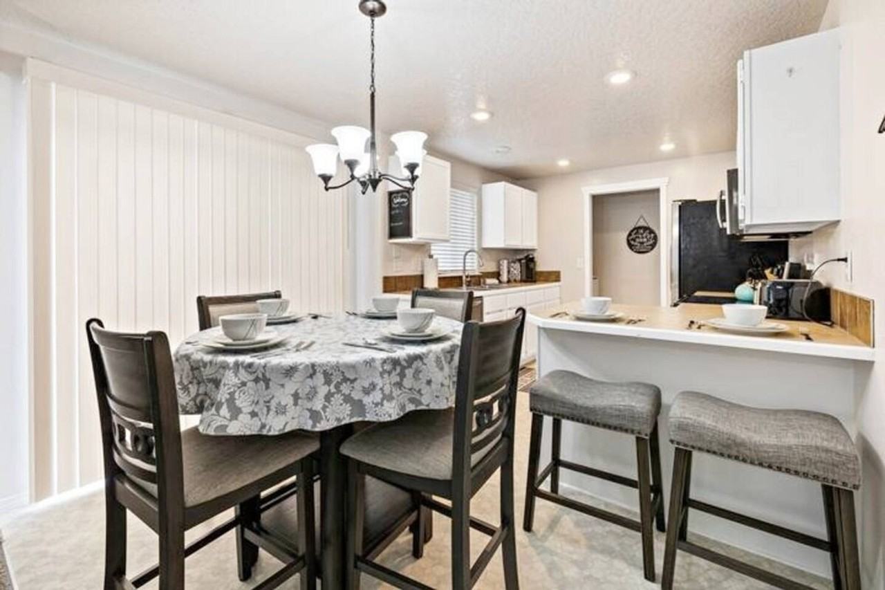 623 Autumn Place #1308982P - Photo 3 of 23