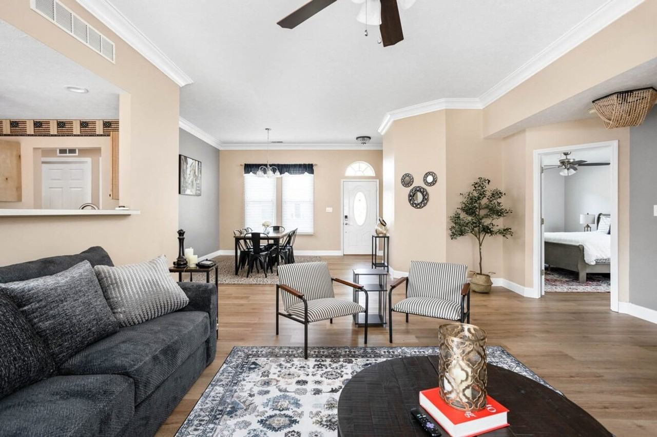 3202 Grandview Way #1303753P - Photo 3 of 41