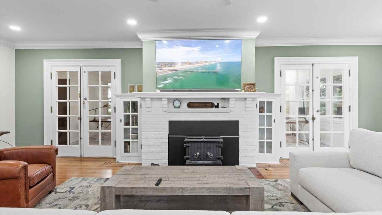 2 S Oxford Ave #1309015P - Photo 7 of 46