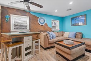 featured image of 16 S Nashville Ave