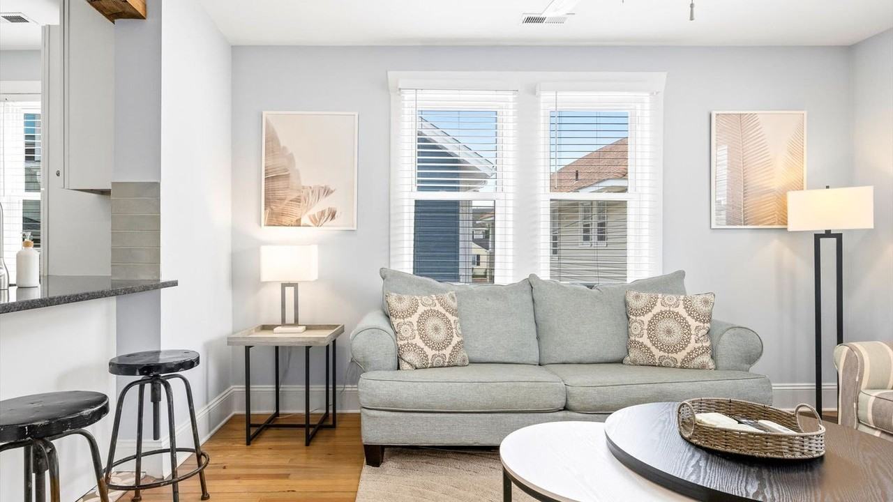 54 Wesley Rd #1308993P - Photo 2 of 21