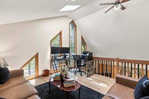 featured image of 2174 Lakeview Dr E