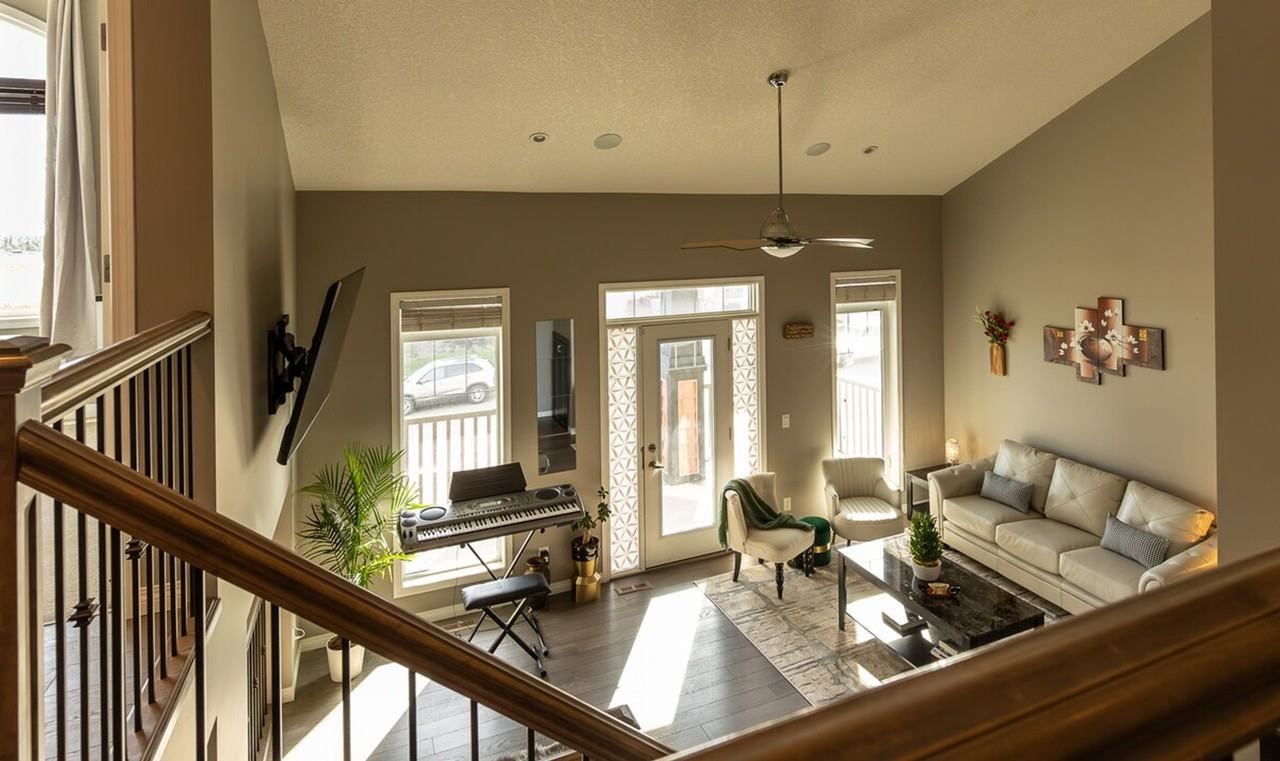 581 West Park Dr #1310540P - Photo 3 of 46