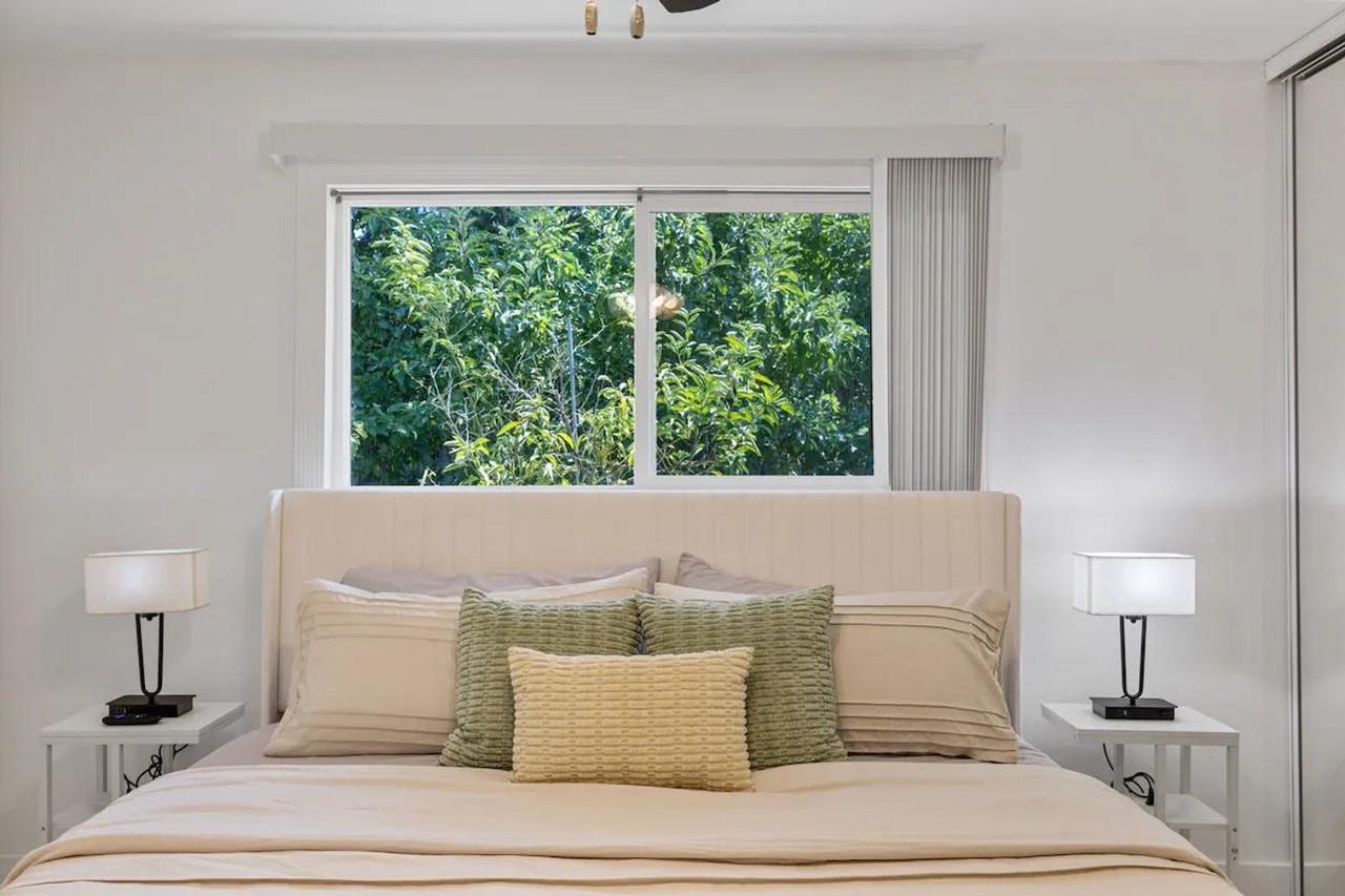 398 Pinehurst Ave #1310556P - Photo 4 of 40