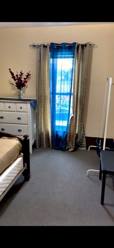 204 Wellington Street - Photo 2 of 2