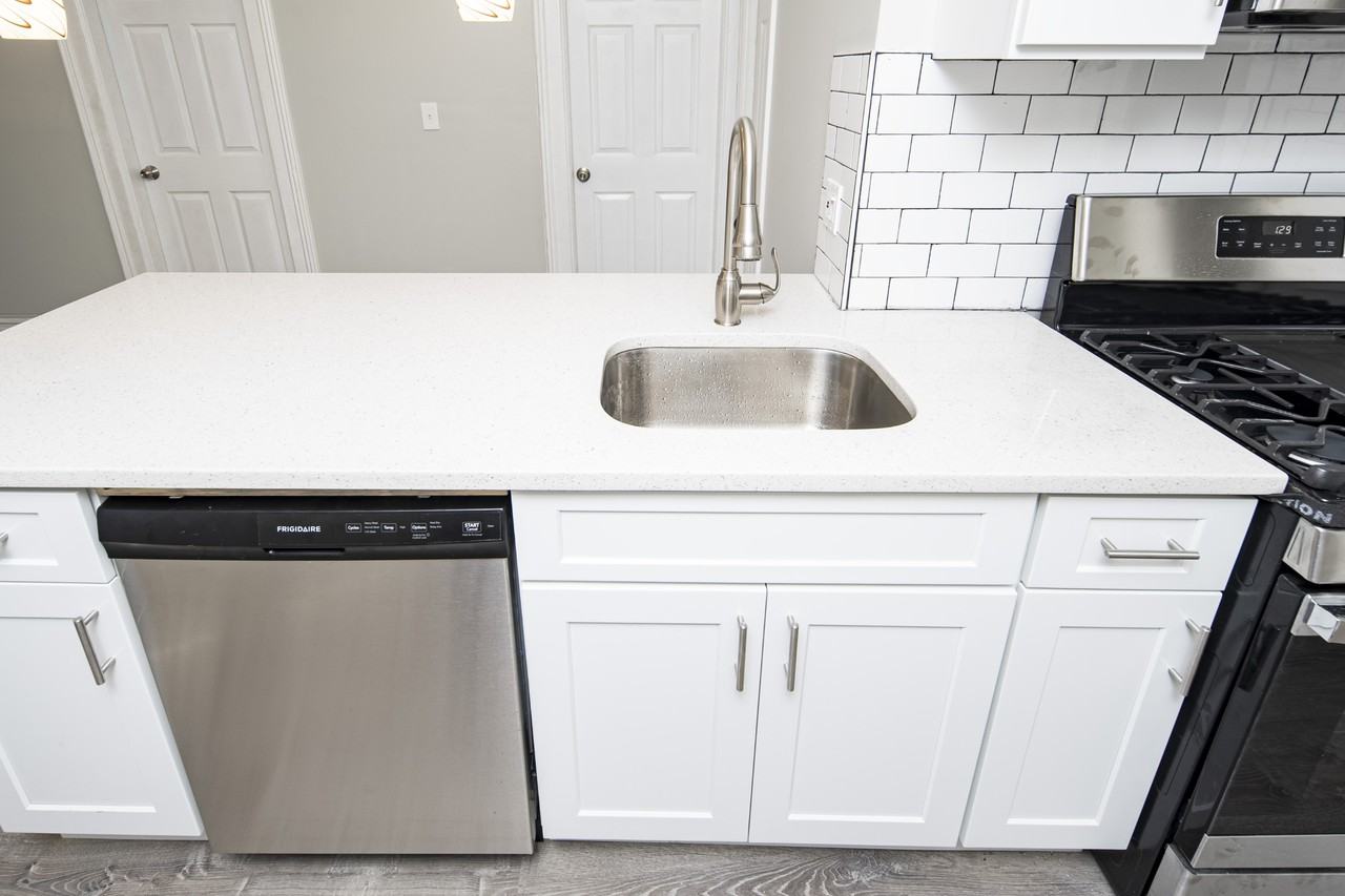 1820 Highland Ave #2 - Photo 3 of 27