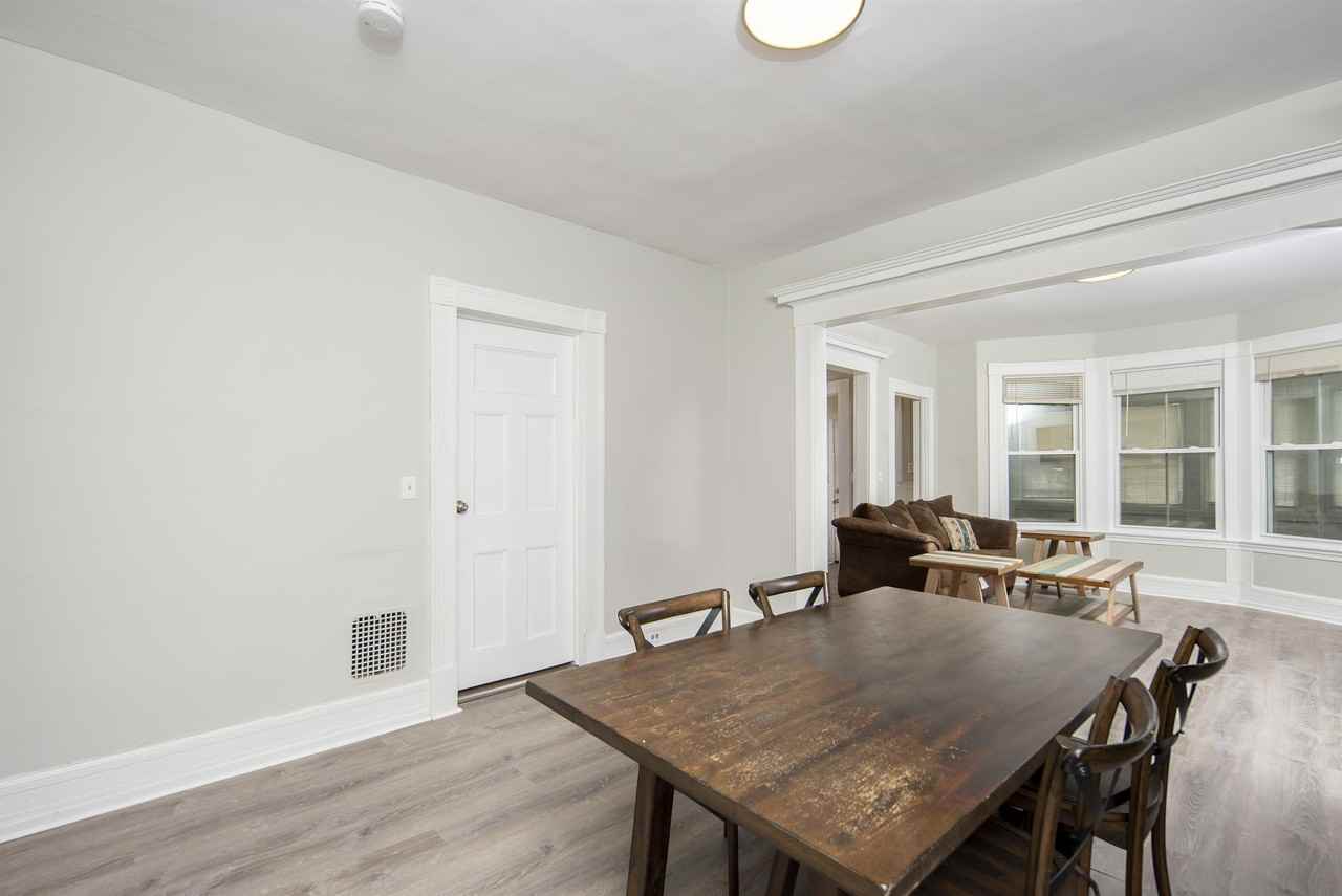 2326 15th St #1 - Photo 7 of 32