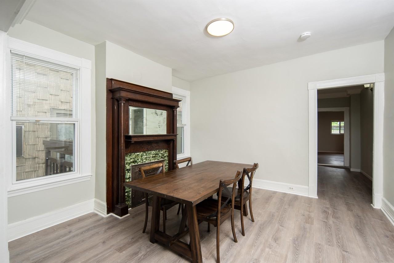 2326 15th St #1 - Photo 7 of 32