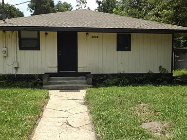 3004 W 16th St #1 - Photo 5 of 9