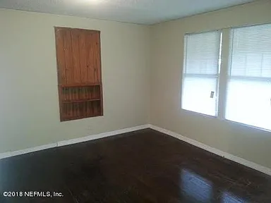 3004 W 16th St #1 - Photo 3 of 9