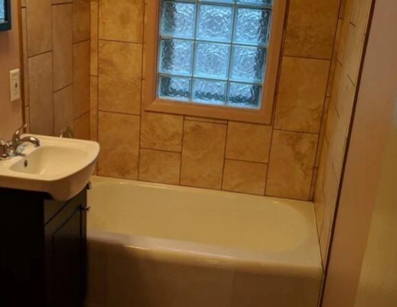 2139 W Silver Spring Dr #2139 - Photo 2 of 28