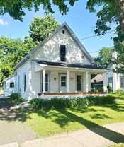305 Pearl St - Photo 1 of 1