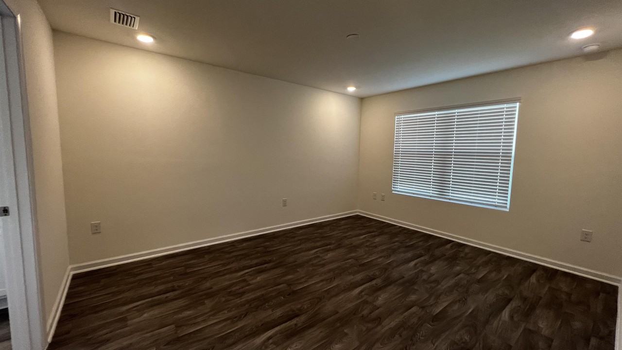 23871 Unbridled Loop - Photo 2 of 10