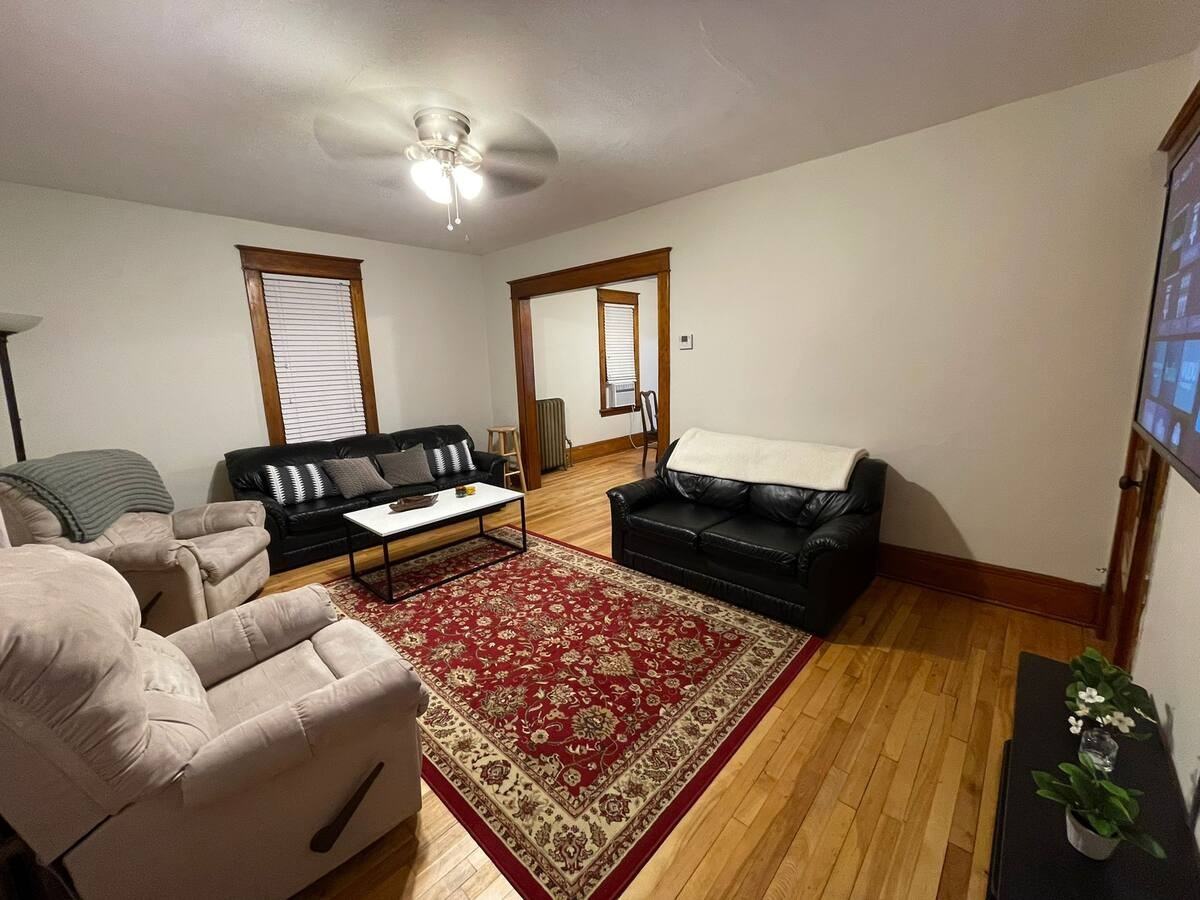 1610 Selby Ave #1 - Photo 3 of 11