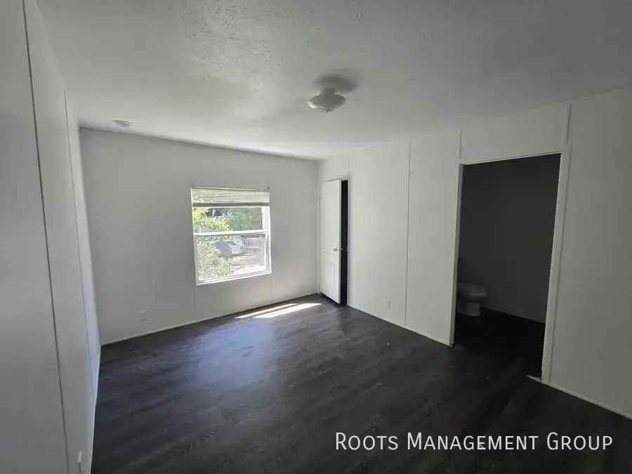 6347 Tara Blvd #49 - Photo 6 of 20