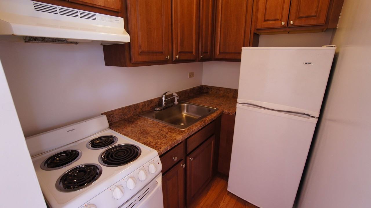 1850 Humboldt LLC - Photo 6 of 17