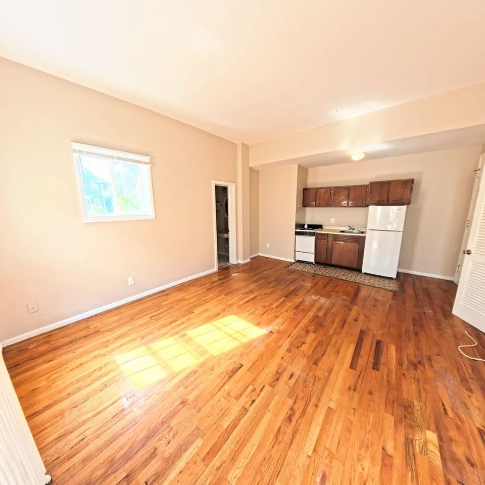 69 Merriman Street - Photo 4 of 17