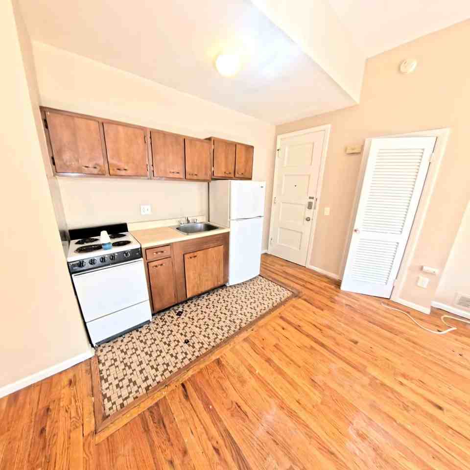 69 Merriman Street - Photo 7 of 17