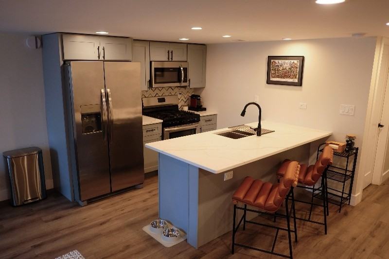 2435 W Flournoy St #G - Photo 6 of 15