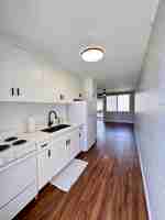 featured image of 722 University Ave