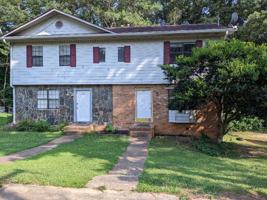 featured image of 75 Ezzard St #75