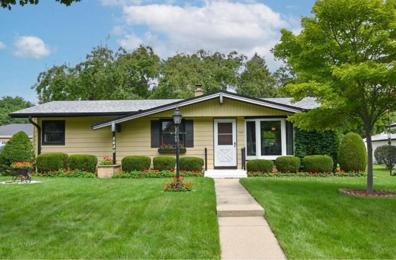 5680 S Madeline Ave - Photo 3 of 13