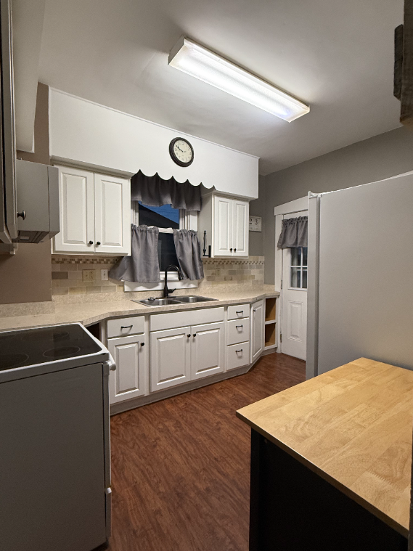 103 Hazel Ave - Photo 3 of 14