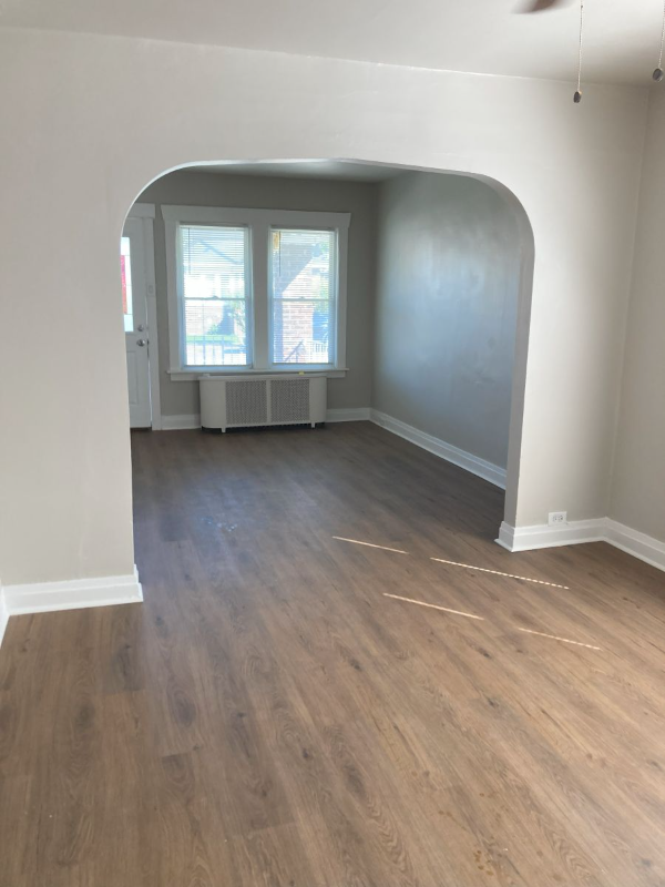3840 Parrish Ave - Photo 3 of 11