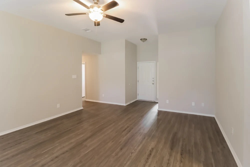 2634 Hill Street Cv - Photo 2 of 13