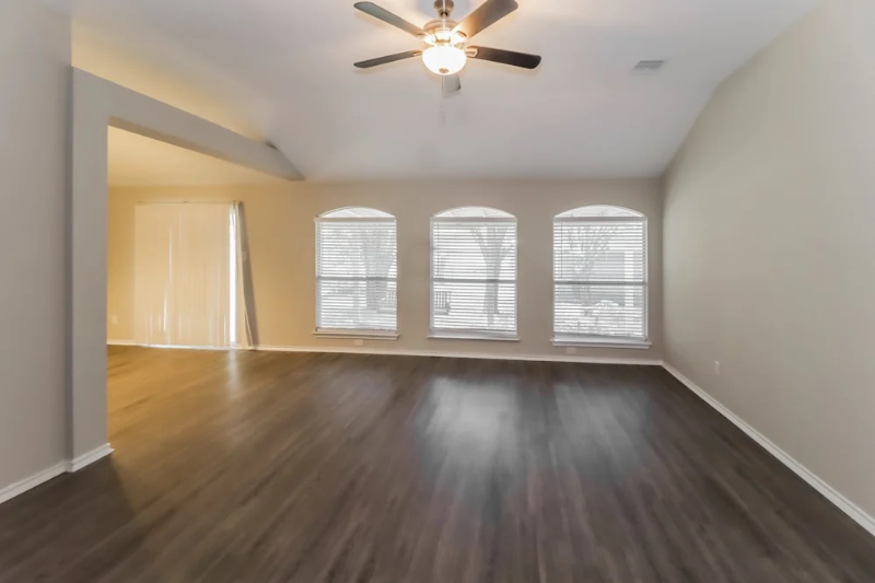 2634 Hill Street Cv - Photo 3 of 13