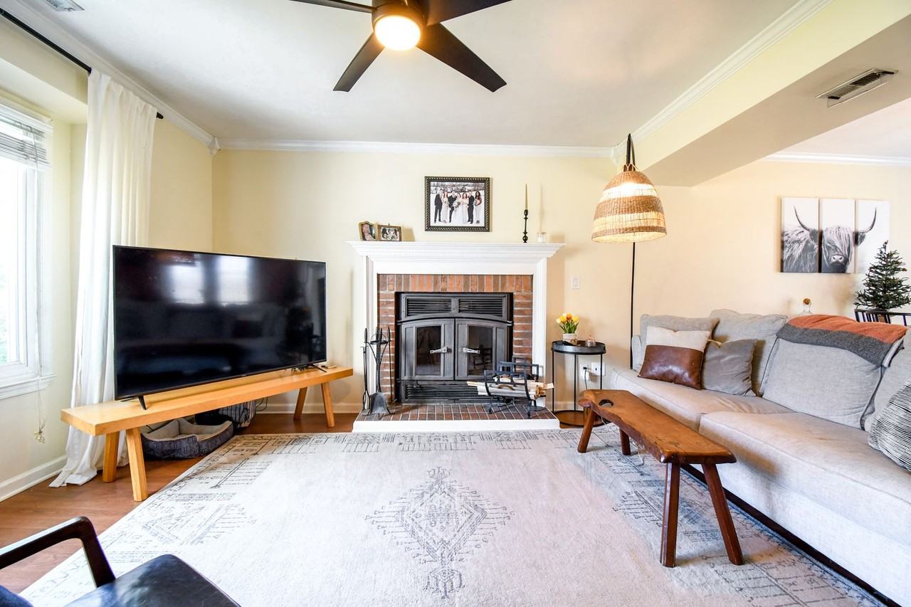 3953 Dupree Ln - Photo 2 of 21