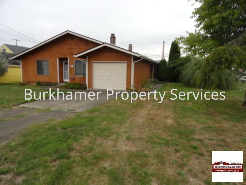 211 S 4th St - Photo 2 of 19