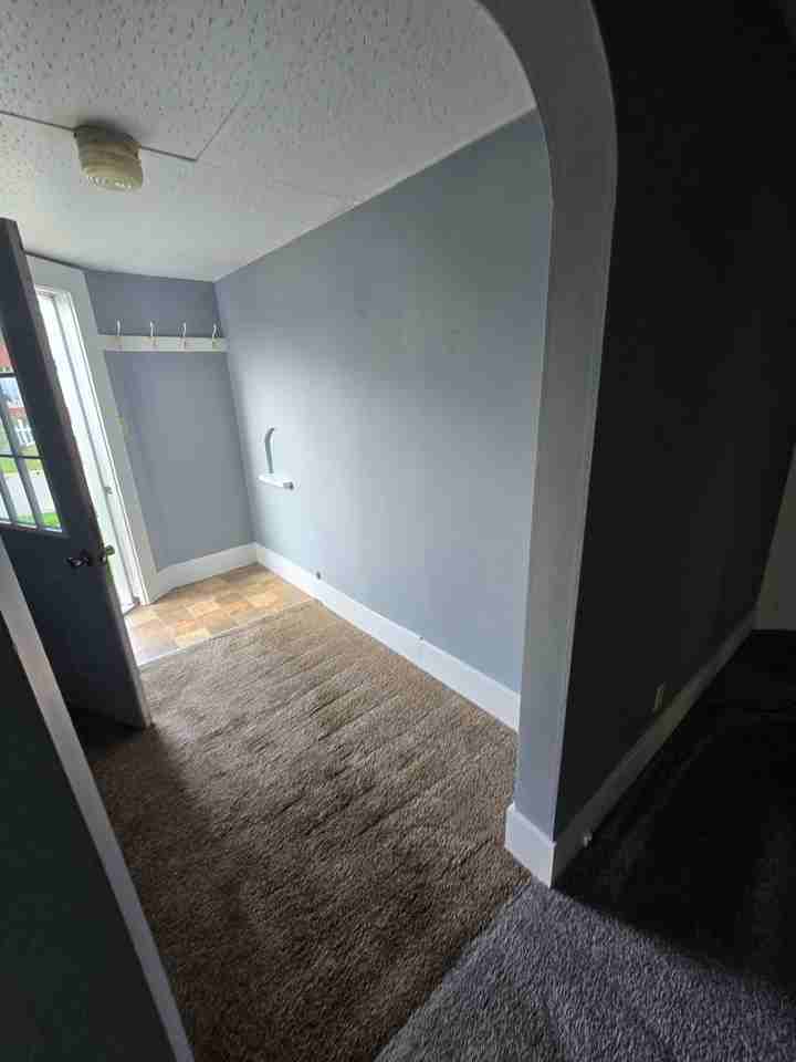 14 Grove Ave #NA - Photo 3 of 9