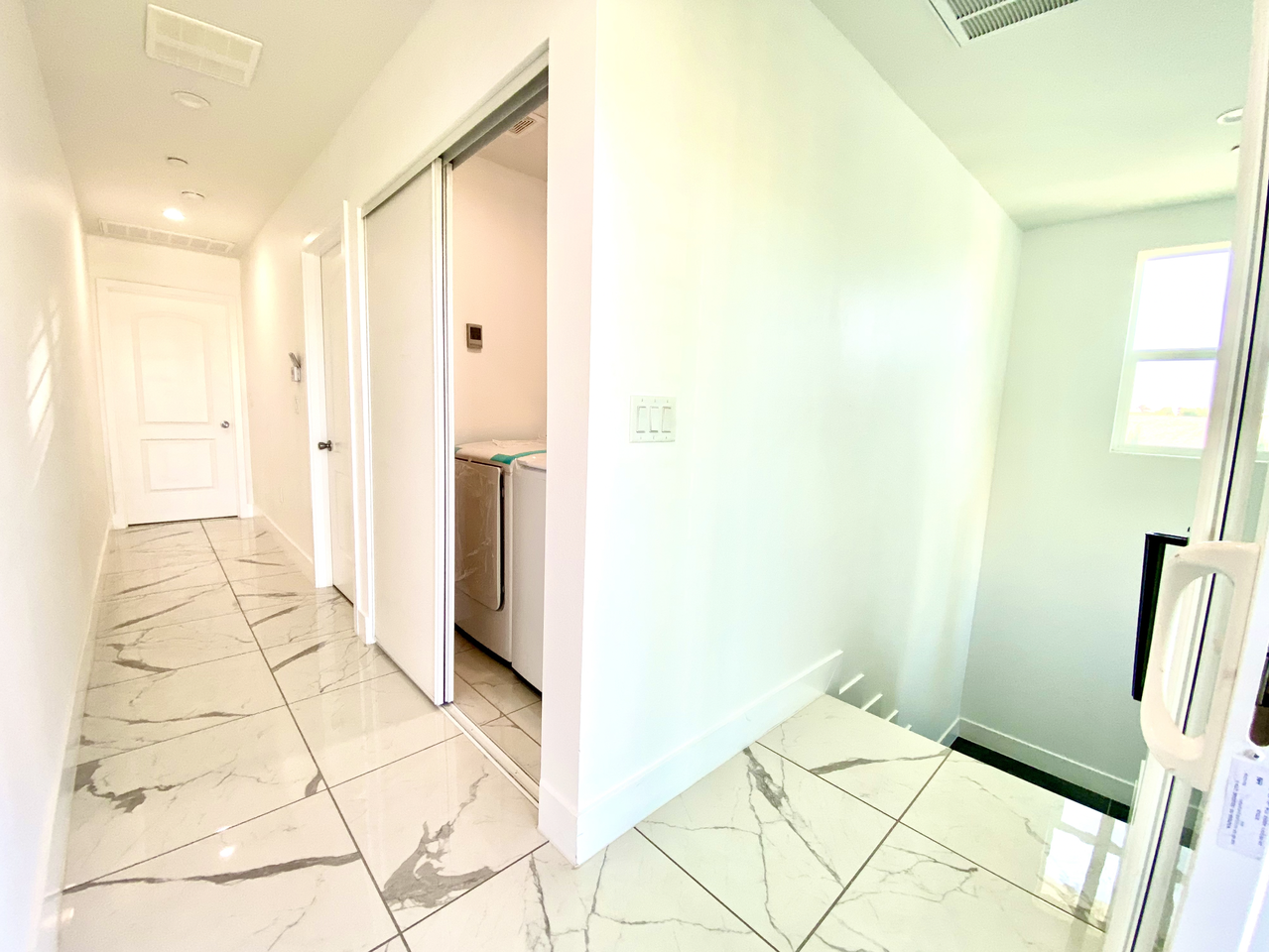 232 E 27th St #1 - Photo 6 of 8