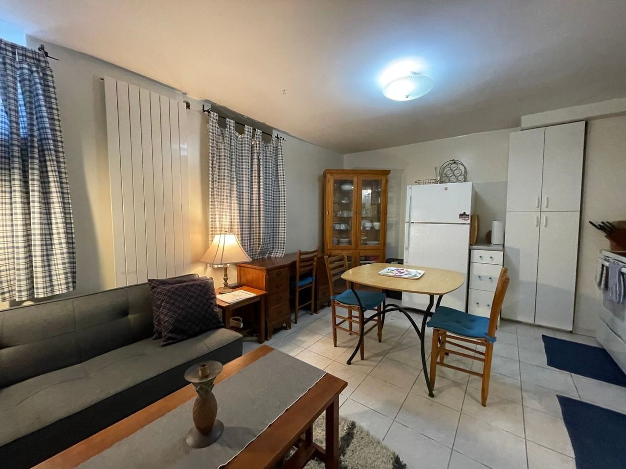 44 Hobson St - Photo 2 of 21