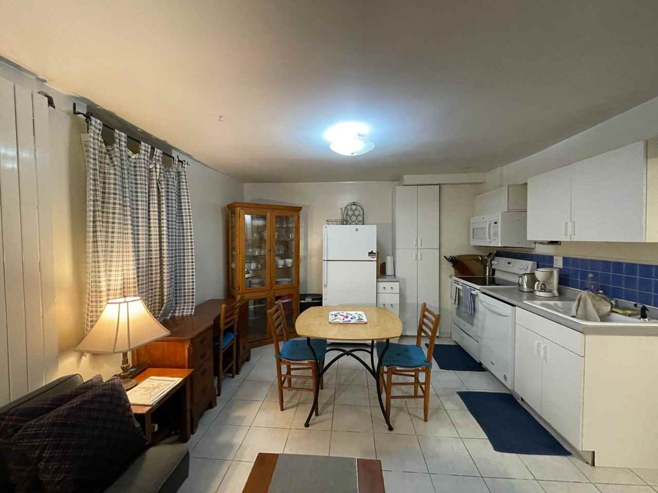 44 Hobson St - Photo 4 of 21