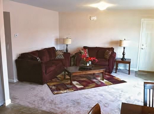 227 E High St - Photo 4 of 9