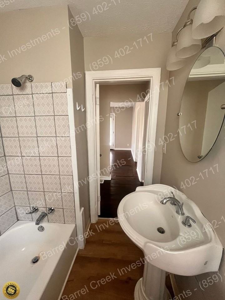 560 Bellows Mill Rd - Photo 7 of 13