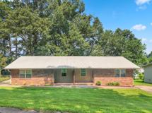 405 Missionary Avenue - Photo 1 of 1