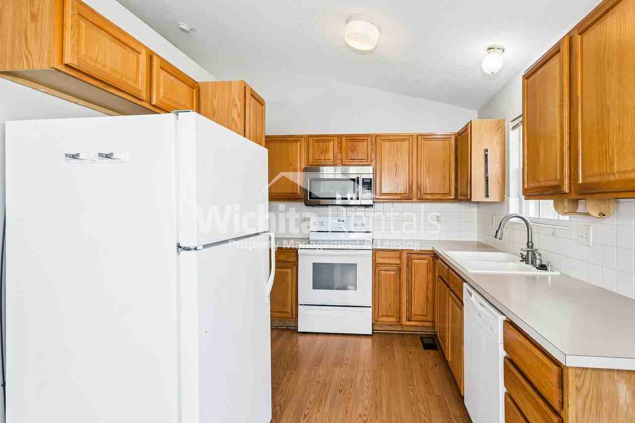 5 N Hopper Dr - Photo 4 of 16